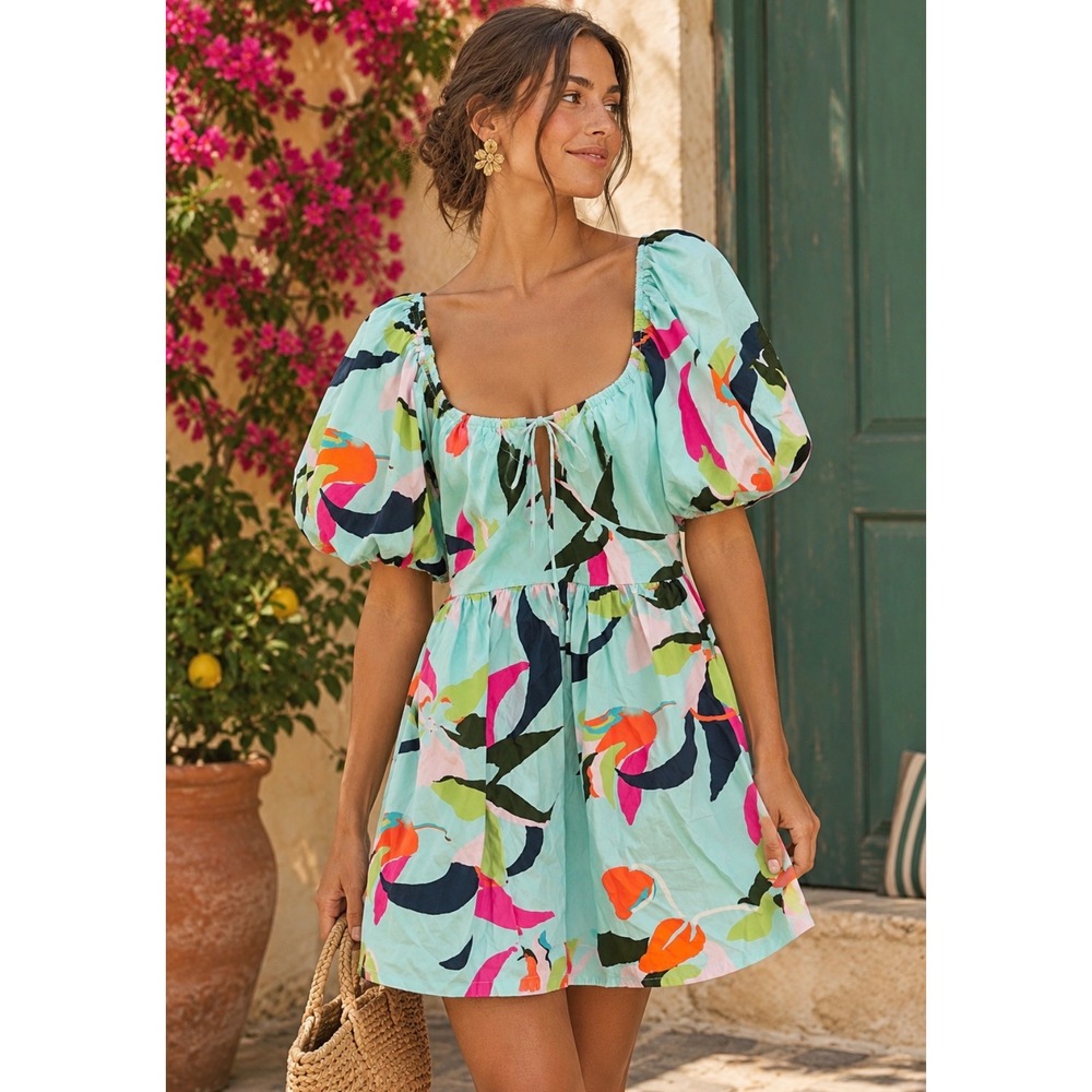 Blue Floral Puff Sleeve Mini Dress Medium NWT Tropical Resort Beach Cocktail
